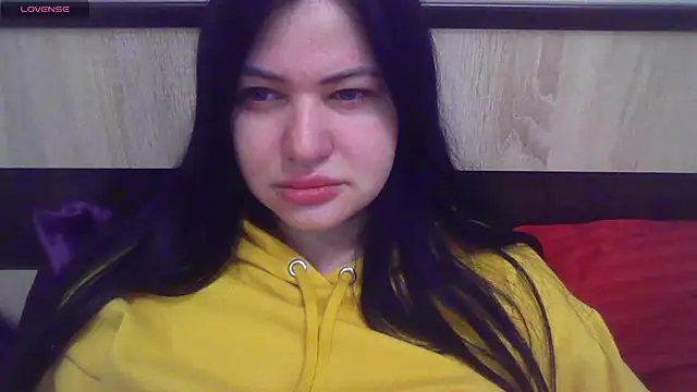 German Eva online show from 10-16-25, 03:07