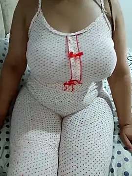 Snapshot of Saakoora chatting on 09-17-25, 10:22 Saakoora online show from 09-17-25, 10:22