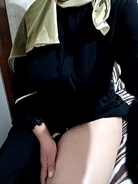 Snapshot of Saakoora chatting on 09-29-25, 08:41 Saakoora online show from 09-29-25, 08:41