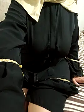 Snapshot of Saakoora chatting on 10-31-25, 08:15 Saakoora online show from 10-31-25, 08:15