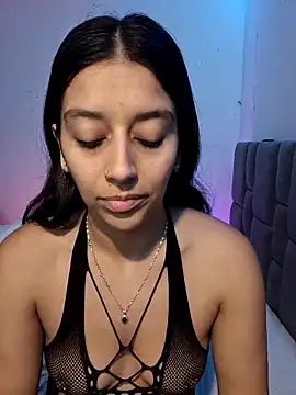 Snapshot of BrittanyDiaz chatting on 03-20-25, 07:14 BrittanyDiaz online show from 03-20-25, 07:14