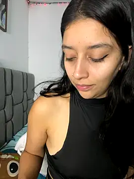 Snapshot of BrittanyDiaz chatting on 09-13-25, 05:46 BrittanyDiaz online show from 09-13-25, 05:46