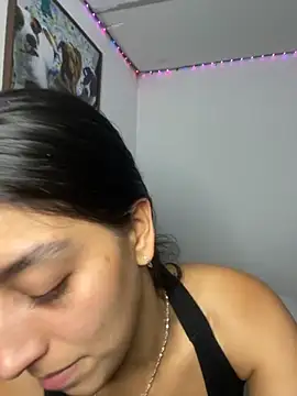 Snapshot of BrittanyDiaz chatting on 10-04-25, 07:34 BrittanyDiaz online show from 10-04-25, 07:34