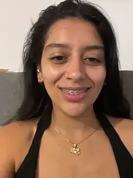 Snapshot of BrittanyDiaz chatting on 11-24-25, 02:39 BrittanyDiaz online show from 11-24-25, 02:39