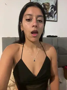 Snapshot of BrittanyDiaz chatting on 01-10-26, 01:18 BrittanyDiaz online show from 01-10-26, 01:18