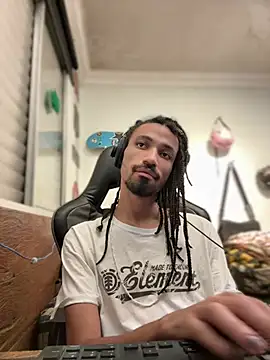 hotcamboy420 online show from 01-28-25, 04:18