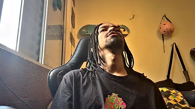 hotcamboy420 online show from 02-06-25, 04:14