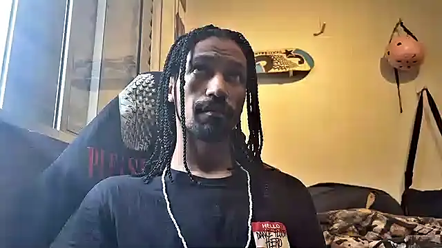 hotcamboy420 online show from 02-12-25, 05:37