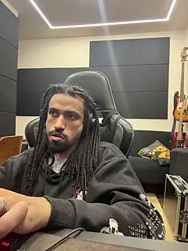 hotcamboy420 online show from 03-04-26, 05:24