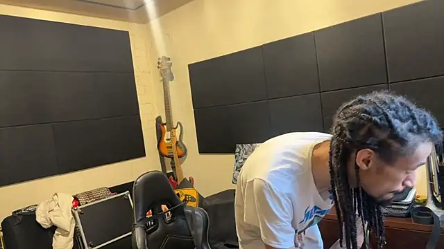 hotcamboy420 online show from 03-20-26, 08:14