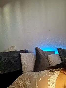 LydiaMaus96 online show from 12-13-24, 09:35