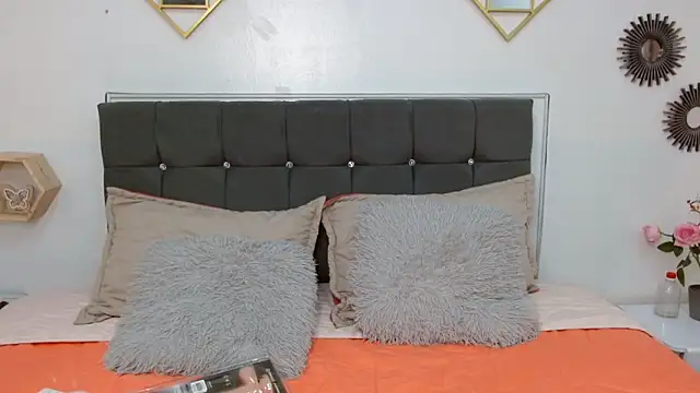 karlamorris  online show from 02-21-25, 01:44