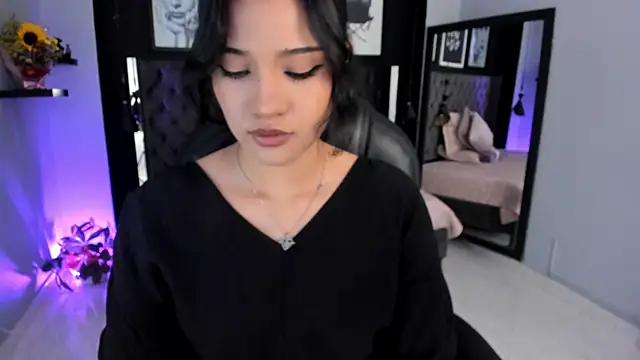 Snapshot of renee_shelby_ chatting on 09-24-25, 10:46 renee shelby online show from 09-24-25, 10:46