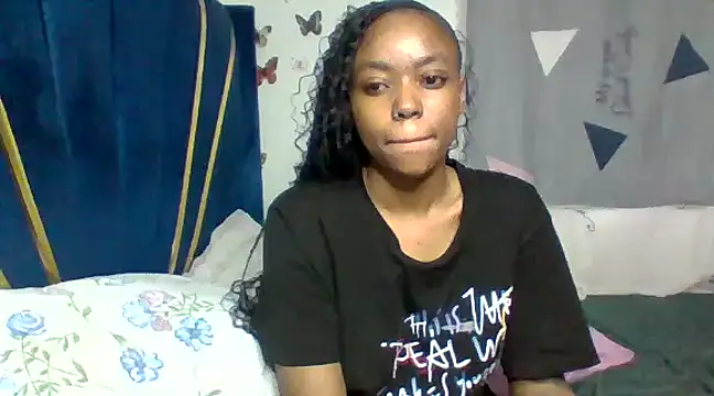 Snapshot of _crystal_princesss chatting on 02-11-25, 04:11 crystal princesss online show from 02-11-25, 04:11