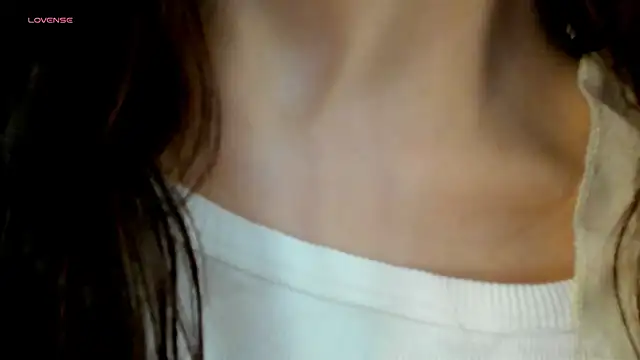 Snapshot of crystal_lilith chatting on 07-09-26, 08:46 crystal lilith online show from 07-09-26, 08:46