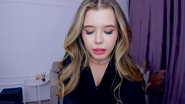 FollowLovee online show from 02-22-25, 01:44