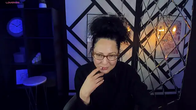 Anita Muse online show from 12-29-24, 07:11