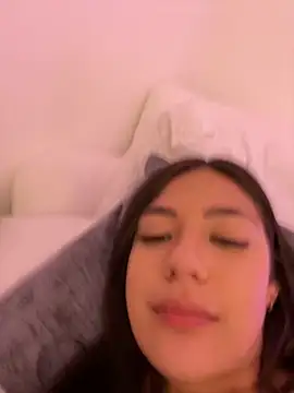 Latina vanessa online show from 03-15-25, 06:36