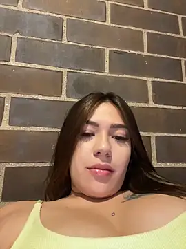 Latina vanessa online show from 06-22-26, 11:46