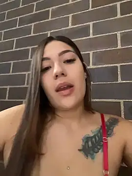 Latina vanessa online show from 06-25-26, 12:53