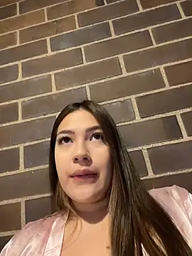 Latina vanessa online show from 07-01-26, 11:15