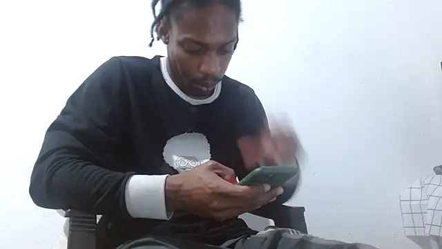 Larry-n-clouds online show from 02-25-26, 02:54