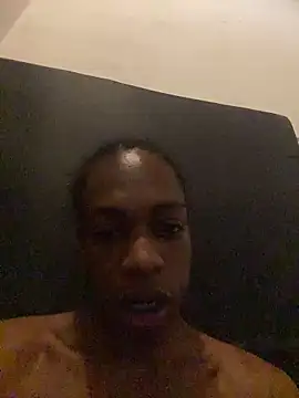 Larry-n-clouds online show from 06-14-26, 06:43