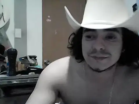 Snapshot of chico_irresistible chatting on 11-22-25, 06:23 chico irresistible online show from 11-22-25, 06:23