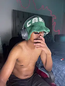 Snapshot of JaroDawg47 chatting on 01-07-26, 06:54 JaroDawg47 online show from 01-07-26, 06:54