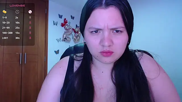 Snapshot of Sarahros1 chatting on 02-13-25, 12:35 Sarahros1 online show from 02-13-25, 12:35