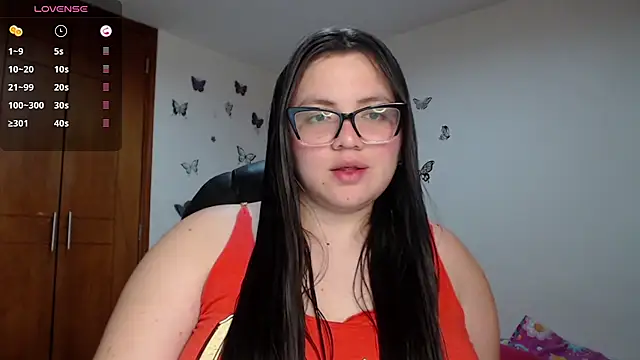 Snapshot of Sarahros1 chatting on 09-11-25, 04:12 Sarahros1 online show from 09-11-25, 04:12
