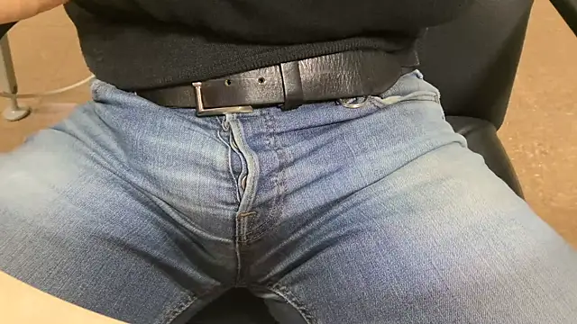 alessandroman2114 online show from 02-26-25, 05:39