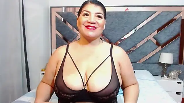 Snapshot of KarlaTesg chatting on 03-01-25, 12:01 KarlaTesg online show from 03-01-25, 12:01