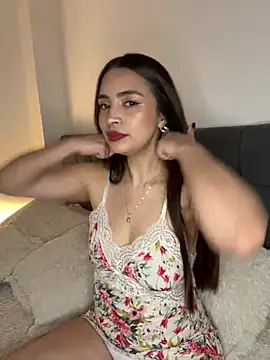 Snapshot of soy_paulina chatting on 01-22-25, 05:37 soy paulina online show from 01-22-25, 05:37