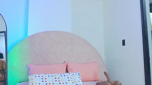 sh malala online show from 11-22-25, 07:13