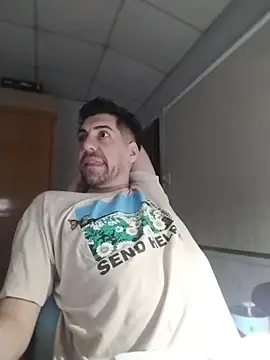 Snapshot of nicedick_bro chatting on 02-01-26, 03:49 nicedick bro online show from 02-01-26, 03:49