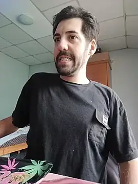 Snapshot of nicedick_bro chatting on 02-26-26, 05:34 nicedick bro online show from 02-26-26, 05:34