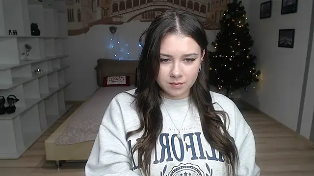 Snapshot of AnettaMilder chatting on 01-08-26, 06:59 AnettaMilder online show from 01-08-26, 06:59