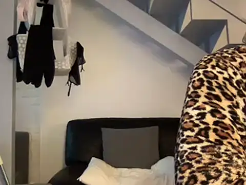 EroticVenetian online show from 03-10-25, 05:07