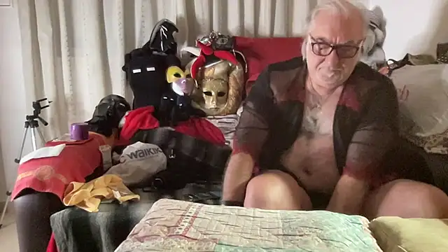 EroticVenetian online show from 11-22-25, 07:07