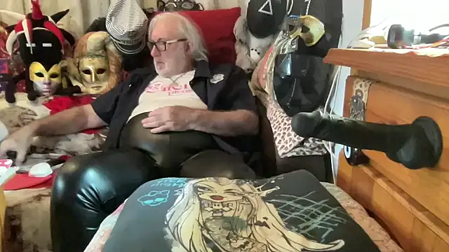 EroticVenetian online show from 03-17-26, 07:01