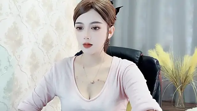 Snapshot of VIWVI chatting on 12-07-24, 05:37 VIWVI online show from 12-07-24, 05:37