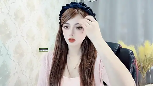 Snapshot of VIWVI chatting on 12-21-24, 05:47 VIWVI online show from 12-21-24, 05:47