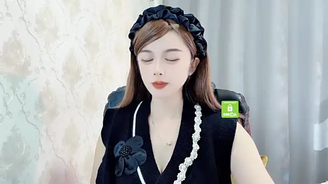 Snapshot of VIWVI chatting on 12-31-24, 05:22 VIWVI online show from 12-31-24, 05:22