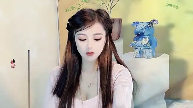 Snapshot of VIWVI chatting on 03-10-25, 02:39 VIWVI online show from 03-10-25, 02:39