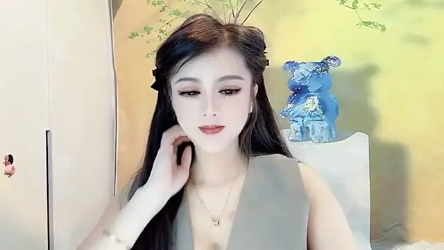 Snapshot of VIWVI chatting on 03-14-25, 02:31 VIWVI online show from 03-14-25, 02:31
