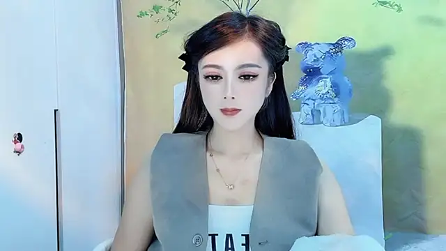 Snapshot of VIWVI chatting on 03-14-25, 06:21 VIWVI online show from 03-14-25, 06:21