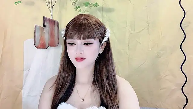 Snapshot of VIWVI chatting on 09-23-25, 04:04 VIWVI online show from 09-23-25, 04:04
