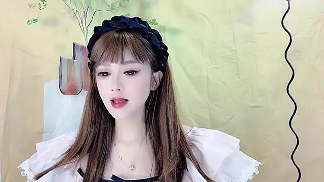 Snapshot of VIWVI chatting on 09-27-25, 04:28 VIWVI online show from 09-27-25, 04:28