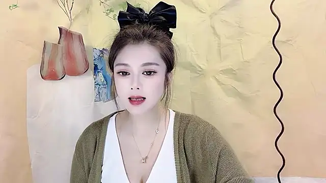 Snapshot of VIWVI chatting on 10-20-25, 05:08 VIWVI online show from 10-20-25, 05:08